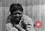 Standbild Afroamerikanische Mädchen im ländlichen Süden Calhoun Alabama USA, 1940, aus Sekunde 39 historischem Filmmaterial Videoclip 65675050034