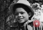 Standbild Afroamerikanischer Junge im ländlichen Süden der USA Calhoun Alabama USA, 1940, aus Sekunde 4 historischem Filmmaterial Videoclip 65675050037