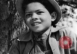 Standbild Afroamerikanischer Junge im ländlichen Süden der USA Calhoun Alabama USA, 1940, aus Sekunde 9 historischem Filmmaterial Videoclip 65675050037