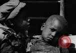 Standbild Afroamerikanische Familie im ländlichen Süden Calhoun Alabama USA, 1940, aus Sekunde 51 historischem Filmmaterial Videoclip 65675050042
