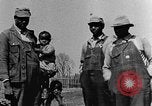 Standbild Afroamerikanische Städte Menschen im ländlichen Süden Calhoun Alabama USA, 1940, aus Sekunde 5 historischem Filmmaterial Videoclip 65675050044
