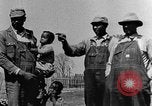 Standbild Afroamerikanische Städte Menschen im ländlichen Süden Calhoun Alabama USA, 1940, aus Sekunde 8 historischem Filmmaterial Videoclip 65675050044