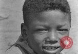 Standbild Afroamerikanische Städte Menschen im ländlichen Süden Calhoun Alabama USA, 1940, aus Sekunde 20 historischem Filmmaterial Videoclip 65675050044