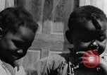 Standbild Afroamerikanische Städte Menschen im ländlichen Süden Calhoun Alabama USA, 1940, aus Sekunde 41 historischem Filmmaterial Videoclip 65675050044
