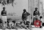 Standbild Afroamerikanische Schulkinder Calhoun Alabama USA, 1940, aus Sekunde 26 historischem Filmmaterial Videoclip 65675050045