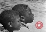 Standbild Afroamerikanische Schulkinder Calhoun Alabama USA, 1940, aus Sekunde 44 historischem Filmmaterial Videoclip 65675050045