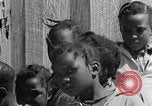 Standbild Afroamerikanische Schulkinder Calhoun Alabama USA, 1940, aus Sekunde 56 historischem Filmmaterial Videoclip 65675050045
