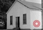 Standbild Afroamerikanische Kinder basteln Calhoun Alabama USA, 1940, aus Sekunde 3 historischem Filmmaterial Videoclip 65675050046