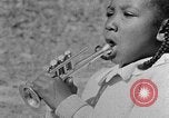 Standbild Afroamerikanische Kinderband Calhoun Alabama USA, 1940, aus Sekunde 13 historischem Filmmaterial Videoclip 65675050048