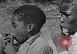 Standbild Afroamerikanische Kinderband Calhoun Alabama USA, 1940, aus Sekunde 35 historischem Filmmaterial Videoclip 65675050048