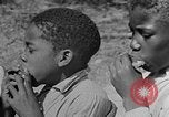 Standbild Afroamerikanische Kinderband Calhoun Alabama USA, 1940, aus Sekunde 38 historischem Filmmaterial Videoclip 65675050048
