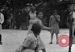 Standbild Afroamerikanische Kinder spielen Calhoun Alabama USA, 1940, aus Sekunde 10 historischem Filmmaterial Videoclip 65675050051