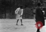 Standbild Afroamerikanische Kinder spielen Calhoun Alabama USA, 1940, aus Sekunde 19 historischem Filmmaterial Videoclip 65675050051