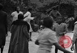 Standbild Afroamerikanische Kinder spielen Calhoun Alabama USA, 1940, aus Sekunde 21 historischem Filmmaterial Videoclip 65675050051