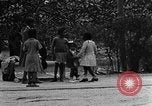 Standbild Afroamerikanische Kinder spielen Calhoun Alabama USA, 1940, aus Sekunde 31 historischem Filmmaterial Videoclip 65675050051