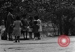 Standbild Afroamerikanische Kinder spielen Calhoun Alabama USA, 1940, aus Sekunde 33 historischem Filmmaterial Videoclip 65675050051