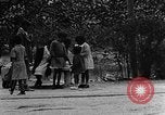 Standbild Afroamerikanische Kinder spielen Calhoun Alabama USA, 1940, aus Sekunde 34 historischem Filmmaterial Videoclip 65675050051