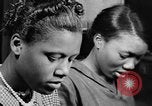 Standbild Afroamerikanische Studenten Calhoun Alabama USA, 1940, aus Sekunde 59 historischem Filmmaterial Videoclip 65675050053