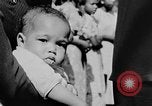 Standbild Afroamerikanisches Baby Calhoun Alabama USA, 1940, aus Sekunde 23 historischem Filmmaterial Videoclip 65675050056