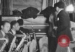 Standbild Afrikanische amerikanische Studenten Studium Tanz Calhoun Alabama USA, 1940, aus Sekunde 4 historischem Filmmaterial Videoclip 65675050057
