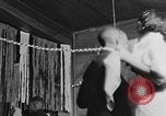 Standbild Afrikanische amerikanische Studenten Studium Tanz Calhoun Alabama USA, 1940, aus Sekunde 35 historischem Filmmaterial Videoclip 65675050057