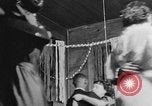 Standbild Afrikanische amerikanische Studenten Studium Tanz Calhoun Alabama USA, 1940, aus Sekunde 37 historischem Filmmaterial Videoclip 65675050057