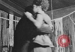 Standbild Afrikanische amerikanische Studenten Studium Tanz Calhoun Alabama USA, 1940, aus Sekunde 44 historischem Filmmaterial Videoclip 65675050057