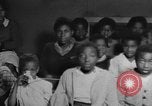Standbild Afroamerikanische Studenten Calhoun Alabama USA, 1940, aus Sekunde 24 historischem Filmmaterial Videoclip 65675050059