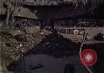Standbild Rettungs- und clean up Crew Beirut Libanon, 1983, aus Sekunde 9 historischem Filmmaterial Videoclip 65675050060