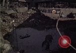 Standbild Rettungs- und clean up Crew Beirut Libanon, 1983, aus Sekunde 11 historischem Filmmaterial Videoclip 65675050060