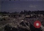 Standbild Rettungs- und clean up Crew Beirut Libanon, 1983, aus Sekunde 49 historischem Filmmaterial Videoclip 65675050060