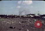 Immagine di Bombardato caserma marini Beirut Libano, 1983, secondo 15 filmato di repertorio 65675050076