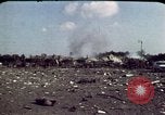 Immagine di Bombardato caserma marini Beirut Libano, 1983, secondo 16 filmato di repertorio 65675050076