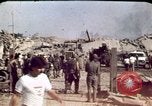 Immagine di Bombardato caserma marini Beirut Libano, 1983, secondo 19 filmato di repertorio 65675050076