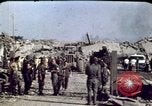 Immagine di Bombardato caserma marini Beirut Libano, 1983, secondo 22 filmato di repertorio 65675050076
