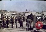 Immagine di Bombardato caserma marini Beirut Libano, 1983, secondo 24 filmato di repertorio 65675050076