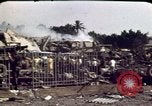 Immagine di Bombardato caserma marini Beirut Libano, 1983, secondo 28 filmato di repertorio 65675050076