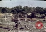 Immagine di Bombardato caserma marini Beirut Libano, 1983, secondo 46 filmato di repertorio 65675050076