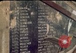 Immagine di Nomi dei marines americani Beirut Libano, 1983, secondo 26 filmato di repertorio 65675050078