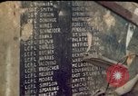 Immagine di Nomi dei marines americani Beirut Libano, 1983, secondo 28 filmato di repertorio 65675050078