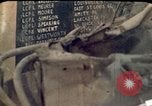 Immagine di Nomi dei marines americani Beirut Libano, 1983, secondo 36 filmato di repertorio 65675050078