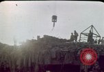 Immagine di Operazioni di ricerca e salvataggio Beirut Libano, 1983, secondo 22 filmato di repertorio 65675050079