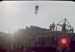 Immagine di Operazioni di ricerca e salvataggio Beirut Libano, 1983, secondo 27 filmato di repertorio 65675050079