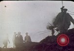 Immagine di Operazioni di ricerca e salvataggio Beirut Libano, 1983, secondo 43 filmato di repertorio 65675050079