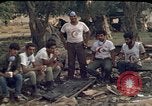Immagine di Libanesi clean-up degli equipaggi Beirut Libano, 1983, secondo 18 filmato di repertorio 65675050080