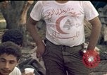 Immagine di Libanesi clean-up degli equipaggi Beirut Libano, 1983, secondo 32 filmato di repertorio 65675050080