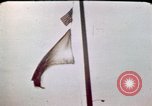 Immagine di Libanesi clean-up degli equipaggi Beirut Libano, 1983, secondo 58 filmato di repertorio 65675050080