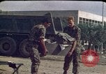 Immagine di Marines americani Beirut Libano, 1983, secondo 3 filmato di repertorio 65675050083