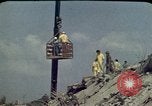 Immagine di Pulire gli equipaggi Beirut Libano, 1983, secondo 20 filmato di repertorio 65675050084