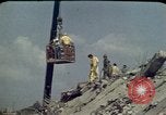 Immagine di Pulire gli equipaggi Beirut Libano, 1983, secondo 22 filmato di repertorio 65675050084